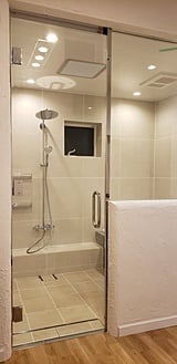 内観 輸入住宅 北米 浴室 オーダー浴室 特注タイル イタリア製 リゾートスタイル