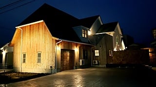 外観 輸入住宅 北米 夜景 照明計画 ガレージのある家 スタンプコンクリート